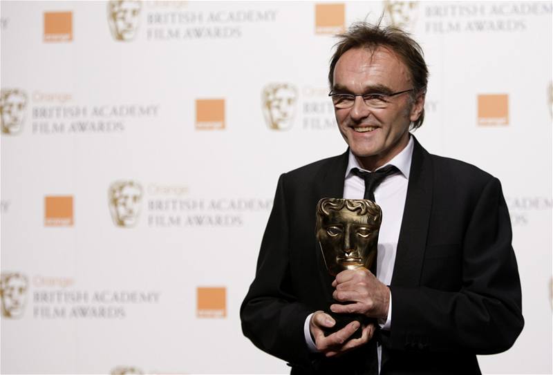 BAFTA 2009 - reisér Danny Boyle s cenou za film Milioná z chatre