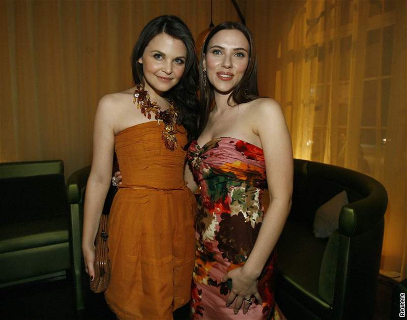 Scarlett Johansson, Ginnifer Goodwin