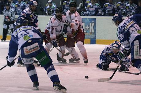 První pípravný duel sehrají hokejisté Komety Brno v Olomouci.