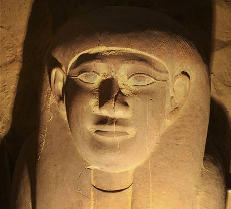 Nenedávno objevený neporuený egyptský sarkofág