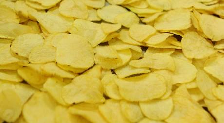 Nkteré chipsy obsahují rakovinotvornou látku akrylamid. Ilustraní foto
