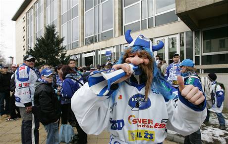 Odjezd fanouk Komety do Olomouce