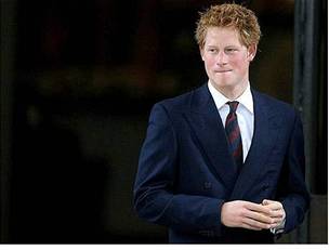 Princ Harry urazil britského komika.