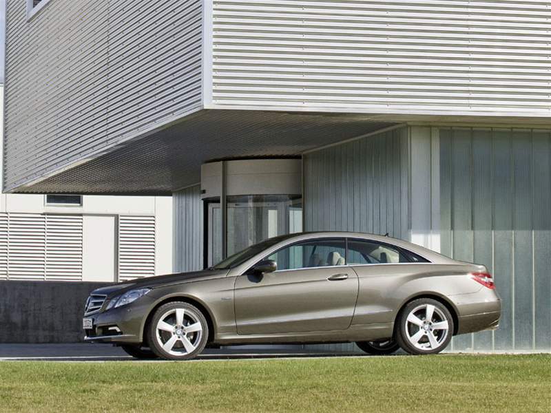 Mecedes-Benz E-Class Coupé