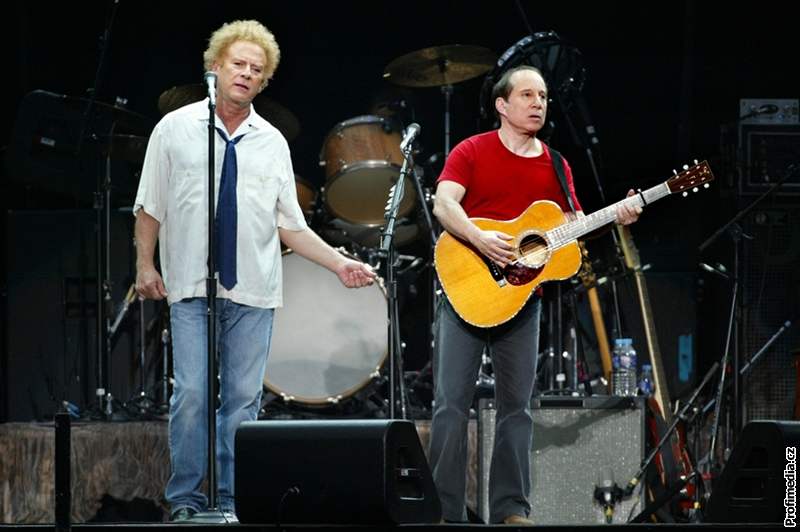 Simon & Garfunkel pi zatím posledním turné v roce 2004 (Amsterdam)