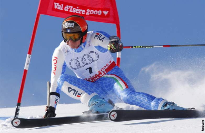 Carlo Janka vyhrál obí slalom na svtovém ampionátu ve Val d'Isere.