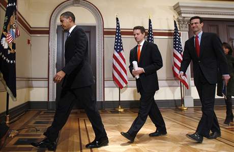 Barack Obama odchz po projevu, ve kterm pedstavil rozpoet na pt rok