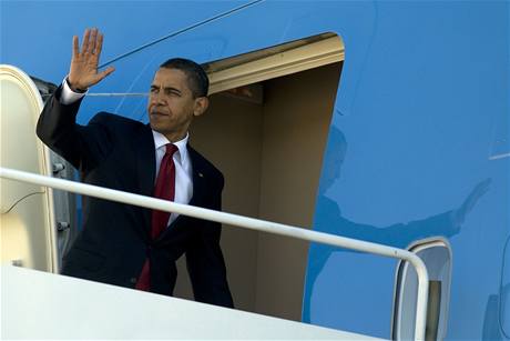 Pítí sobotu pistane letadlo Baracka Obamy v Praze, v nedli se zúastní summitu EU. Ilustraní foto