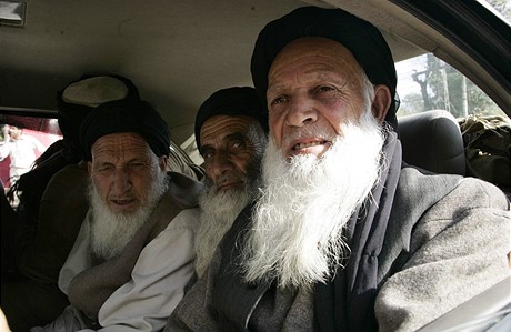 Delegace radikálních islamist se vrací z jednání s vládou o zavedení práva aría.