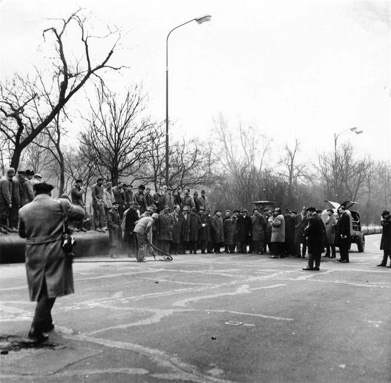 Zahájení stavby metra 6. (7.) ledna 1966