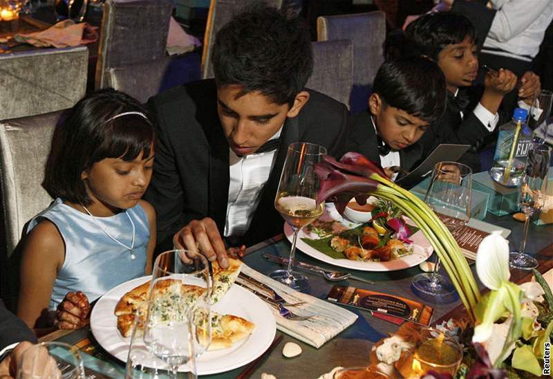 Oscar 2008 - Dev Patel a tým k filmu Milioná z chatre