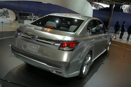 Subaru Legacy koncept