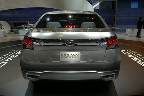 Subaru Legacy koncept