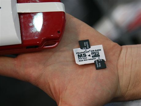 MS Pro Duo adaptr na dv microSD karty
