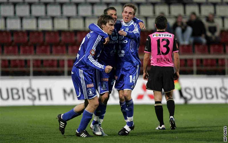 Olomouc - Mladá Boleslav: radost domácích z druhého gólu.