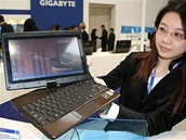 Gigabyte TouchNote M1028 poutaci Gigabyte TouchNote M1028 poutaci