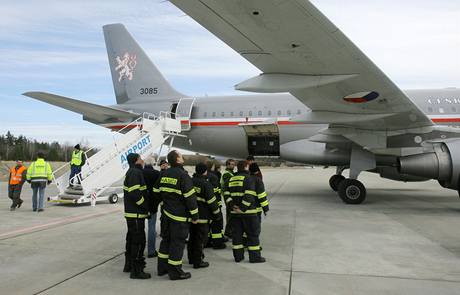 Na eskobudjovickm letiti pistl vldn specil Airbus A - 319. (18. bezna 2009)