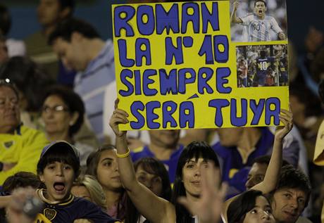 Fanouci Boky Juniors mají jasno. Jejich hrdinou je Román Riquelme, zrádcem Diego Maradona.