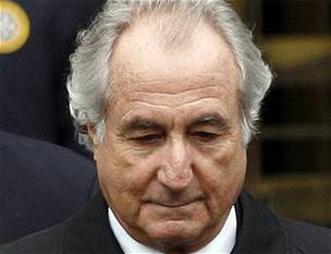 Bernad Madoff zpronevil 65 miliard dolar.