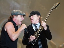 Skupina AC/DC vystoupila v Praze
