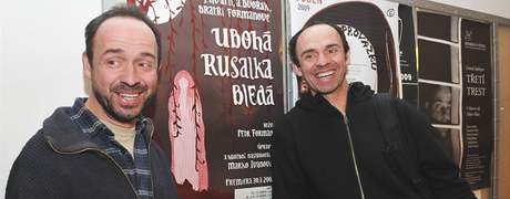 Petr a Matj Formanovi v divadle Husa na provázku.