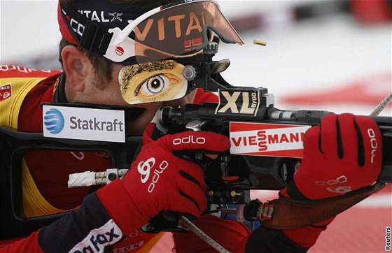 JET RYCHLEJÍ. Norský biatlonista Ole Einar Björndalen pracoval celé léto na rychlosti stelby.