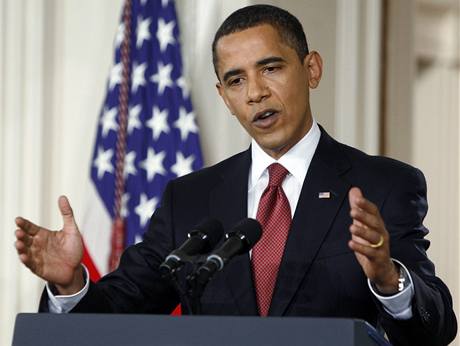 Barack Obama se zúastní dubnového summitu USA a EU navzdory politickým turbulencím v esku.