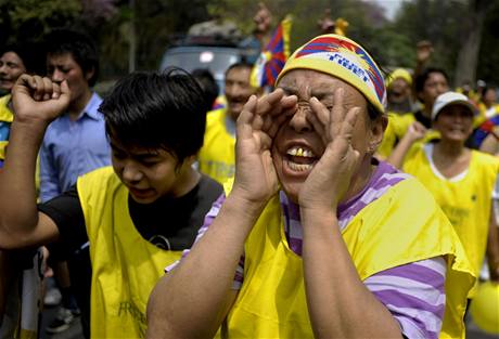 na slav Den osvobozen nevolnk, v Indii se strhly protesty Tibean (28. bezna 2009)