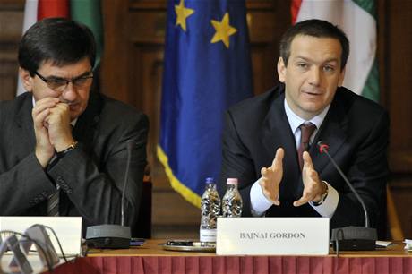Bajnai by ml ve funkci nahradit odstupujícího premiéra Ference Gyurcsánye.