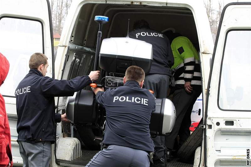  Policie si na Masarykov okruhu v Brn pevzala 70 nových sluebních motorek