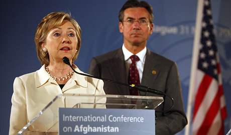 Hillary Clintonová na konferenci o budoucnosti Afghánistánu v Haagu