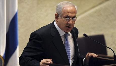 Benjamin Netanjahu hovo k poslancm