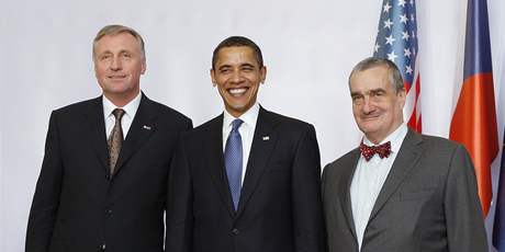 Mirek Topolánek, Karel Schwarzenberg a americký prezident Barack Obama na...