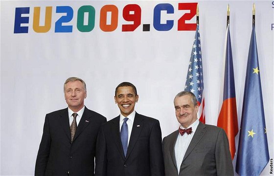 Mirek Topolánek, Karel Schwarzenberg a americký prezident Barack Obama na...