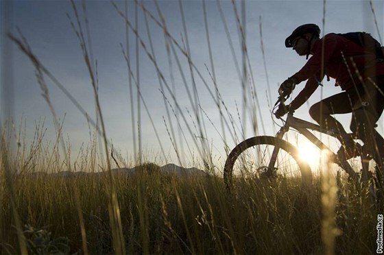 Stezek pro cyklisty a bruslae vzniká nejvíce v historii. Projekty zaínají lákat i velké stavbae. Ilustraní foto