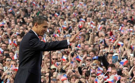 Barack Obama pi projevu na Praském hrad (5. dubna 2009)