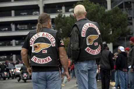 lenové motorskáského gangu Hells Angels. Ilustraní foto.