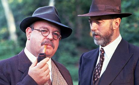 Z detektivky Hercule Poirot: Vrada na golfovém hriti