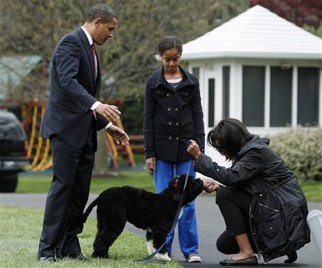 Rodina americkho prezidenta Baracka Obamy pedstavila veejnosti tn Bo