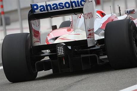 Difuzor monopostu Toyota