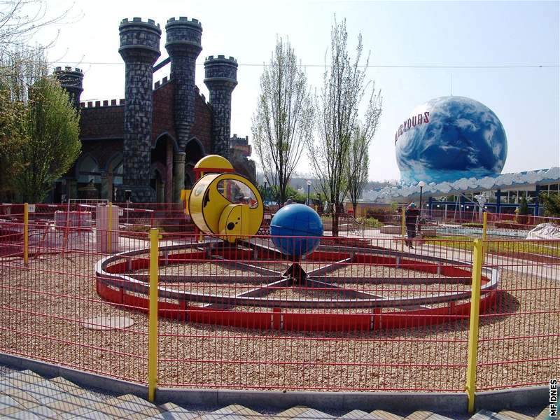 Lunapark na bývalém pechodu Hat u Znojma