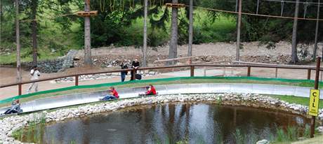 Bobov drha "HappyWorld Harrachov".