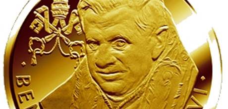 Zlatá pamtní medaile raená pi píleitosti návtvy papee Benedikta XVI. v eské republice
