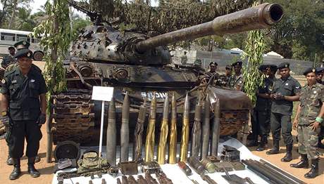 Zbran, které srílanská armáda zabavila tamilským povstalcm