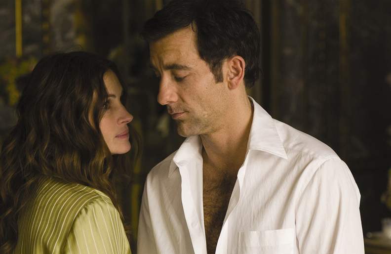 Julia Roberts a Clive Owen jsou sice jména, která táhnou, Dvojí hru ale nezachránili.