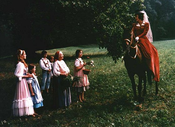 Takhle vypadá tradiní Babika ve filmové verzi z roku 1971.