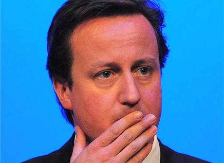 éf britských konzervativc David Cameron (na konferenci Královské zdravotní koly v Harrogate (11. kvtna 2009)