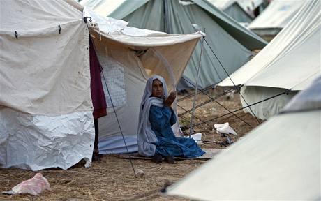 Uprchlkm z pkistnskho dol Svt hroz humanitrn krize (10. kvtna 2009)