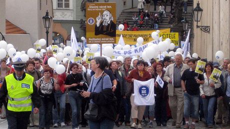 kolt odbori demonstruj v Praze (16. kvtna 2009)