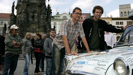 Cestovatelé Martin Beko a Michal Viar se vrátili z cesty embékem kolem svta do Olomouce
